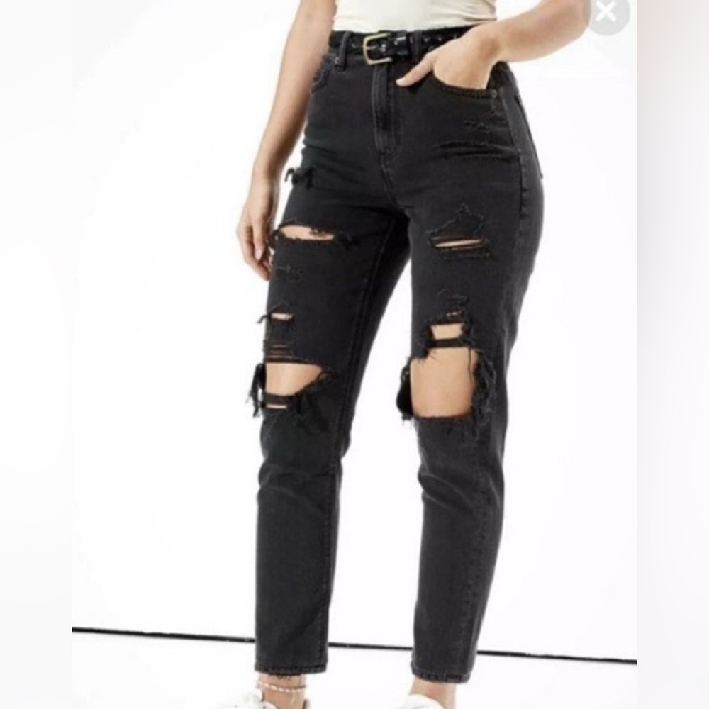 American Eagle Outfitters Slim 90s Boyfriend Jeans